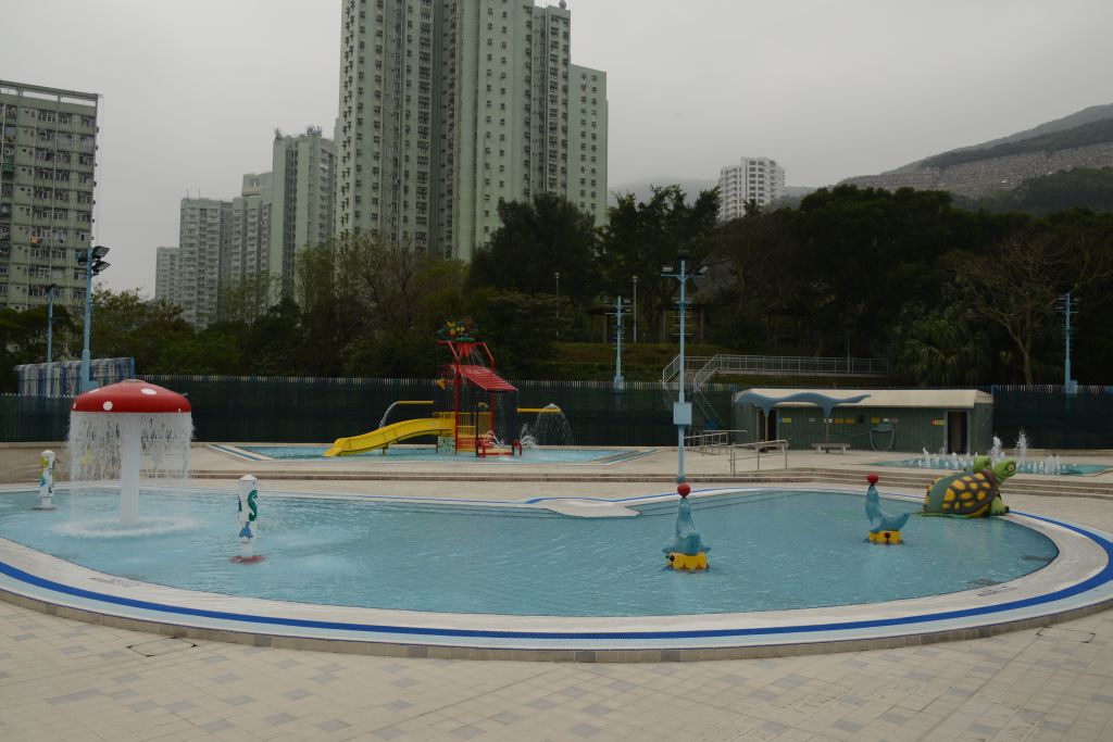 观塘区:佐敦谷游泳池 地址:牛头角彩霞道6号 图片:康文署网站 5.