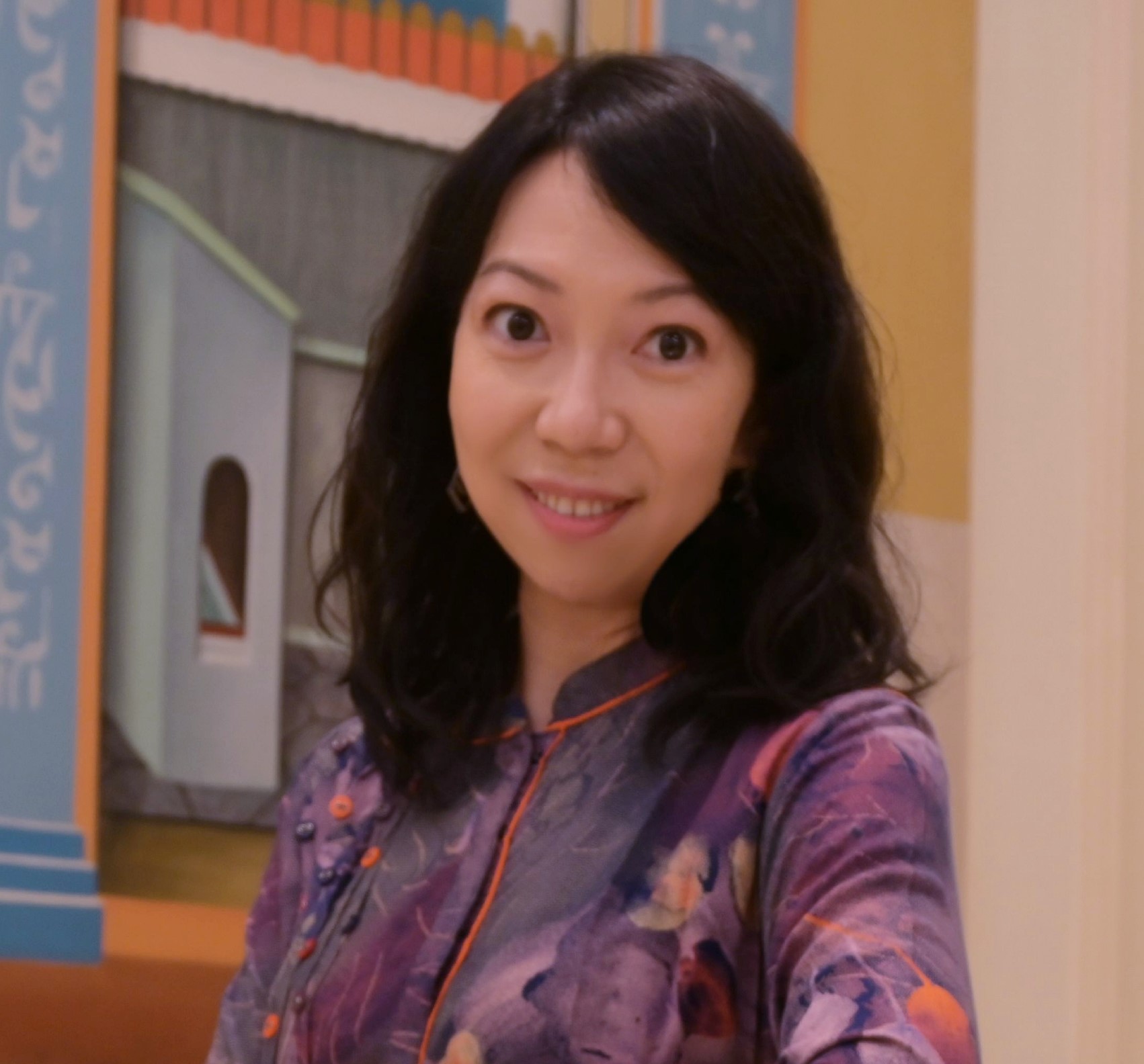 金鈴女士
